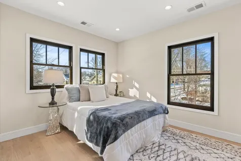 415 North Haddow Avenue Arlington Heights IL 60004