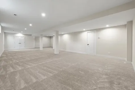 415 North Haddow Avenue Arlington Heights IL 60004