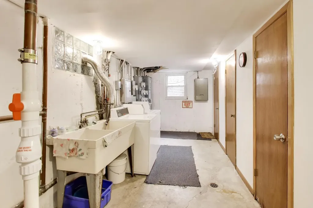 4545 North Milwaukee Avenue Chicago IL 60630