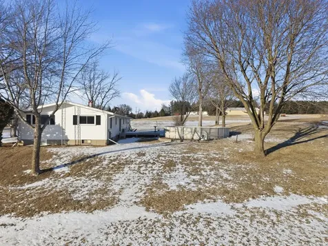 9807 North Leaf River Road Leaf River IL 61047