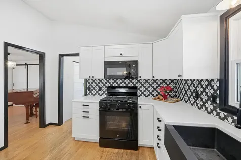 9807 North Leaf River Road Leaf River IL 61047
