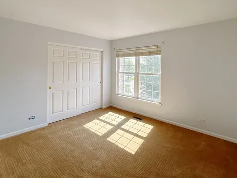 3 Barton Creek Court Lake In The Hills IL 60156