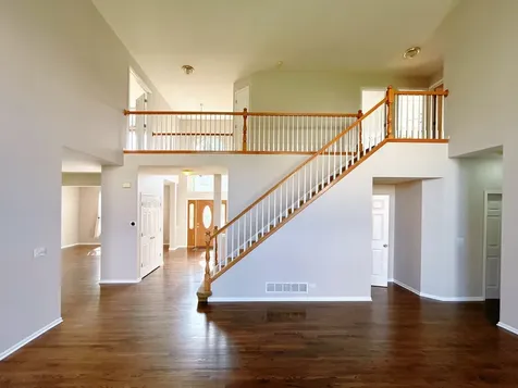3 Barton Creek Court Lake In The Hills IL 60156