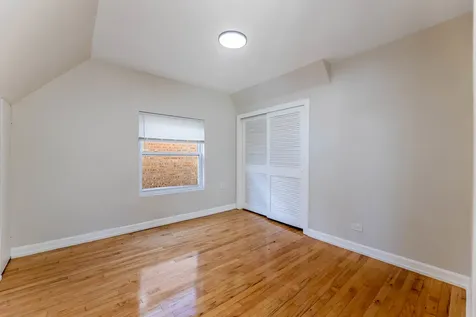 6235 South Kedvale Avenue Chicago IL 60629