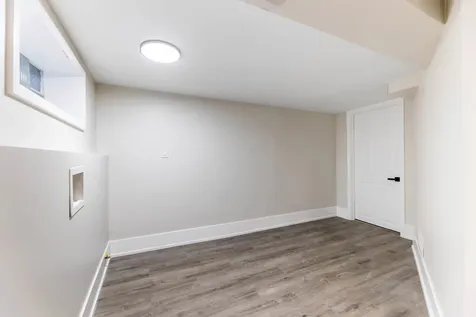 6235 South Kedvale Avenue Chicago IL 60629