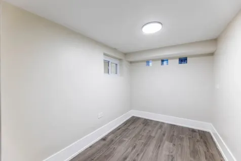 6235 South Kedvale Avenue Chicago IL 60629