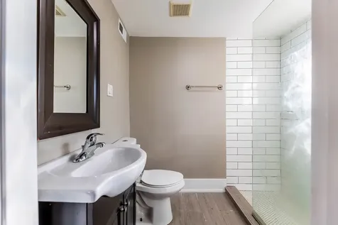 6235 South Kedvale Avenue Chicago IL 60629