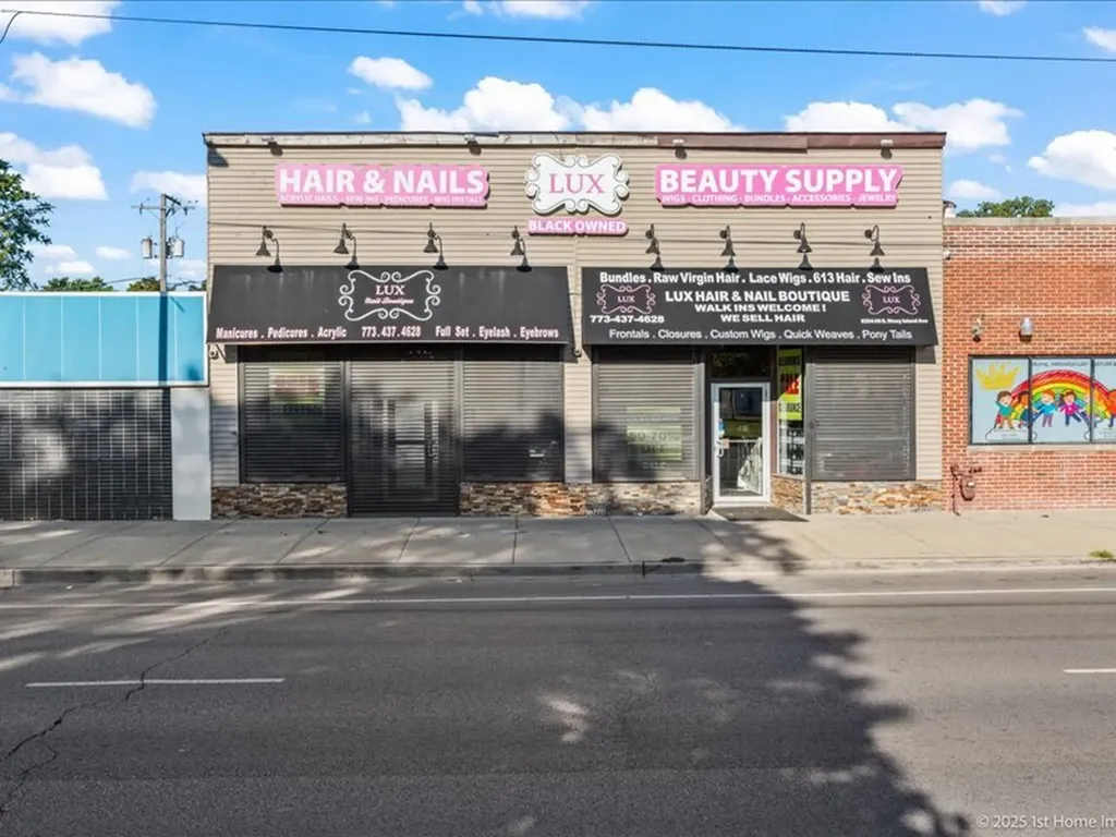 8204 South Stony Island Avenue Chicago IL 60617
