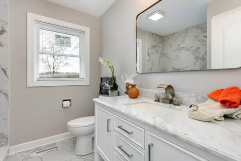 38w715 Huntley Road West Dundee IL 60118