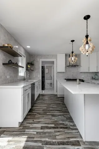 38w715 Huntley Road West Dundee IL 60118