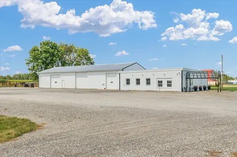 176 South Henning Road Danville IL 61832