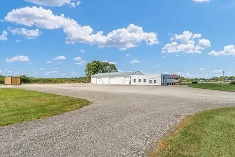 176 South Henning Road Danville IL 61832