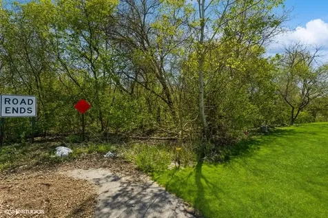 1630 Myrtle Park Street Roselle IL 60172
