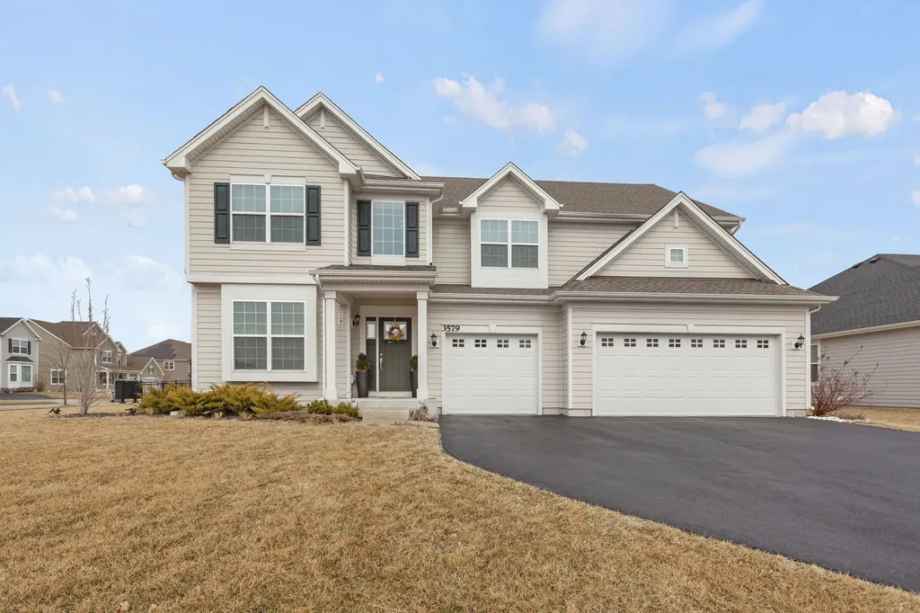 3579 Emerald Road Elgin IL 60124
