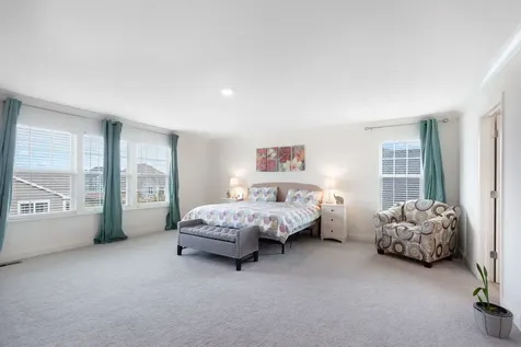 3579 Emerald Road Elgin IL 60124