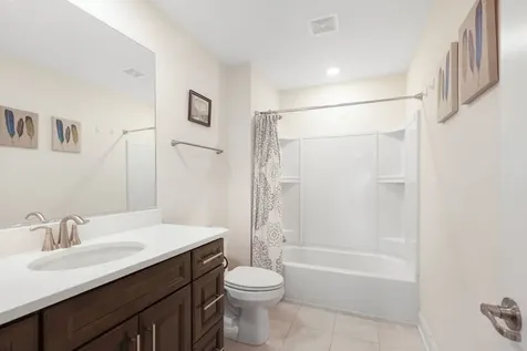 3579 Emerald Road Elgin IL 60124