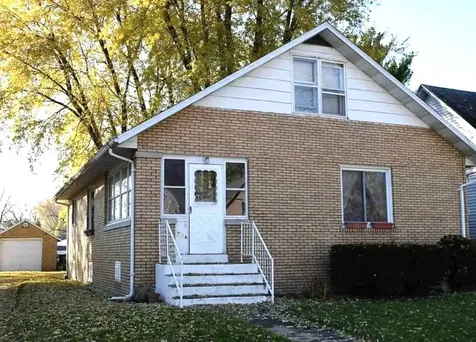 744 East Brooks Street Galesburg IL 61401