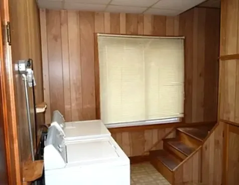 744 East Brooks Street Galesburg IL 61401