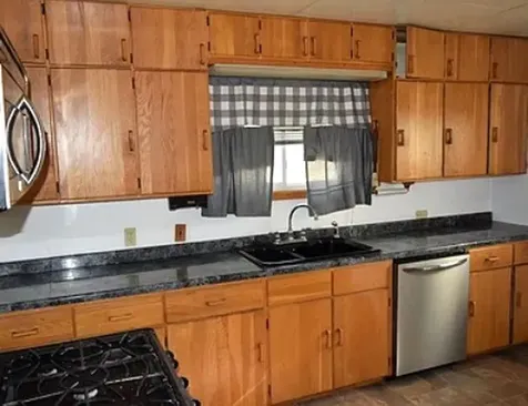 744 East Brooks Street Galesburg IL 61401