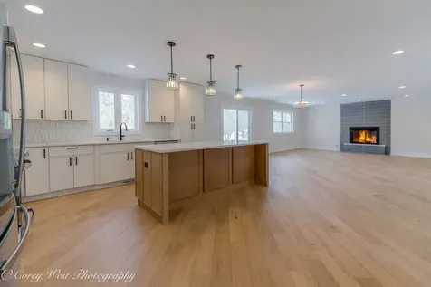 42W668 Steeplechase Drive St. Charles IL 60175