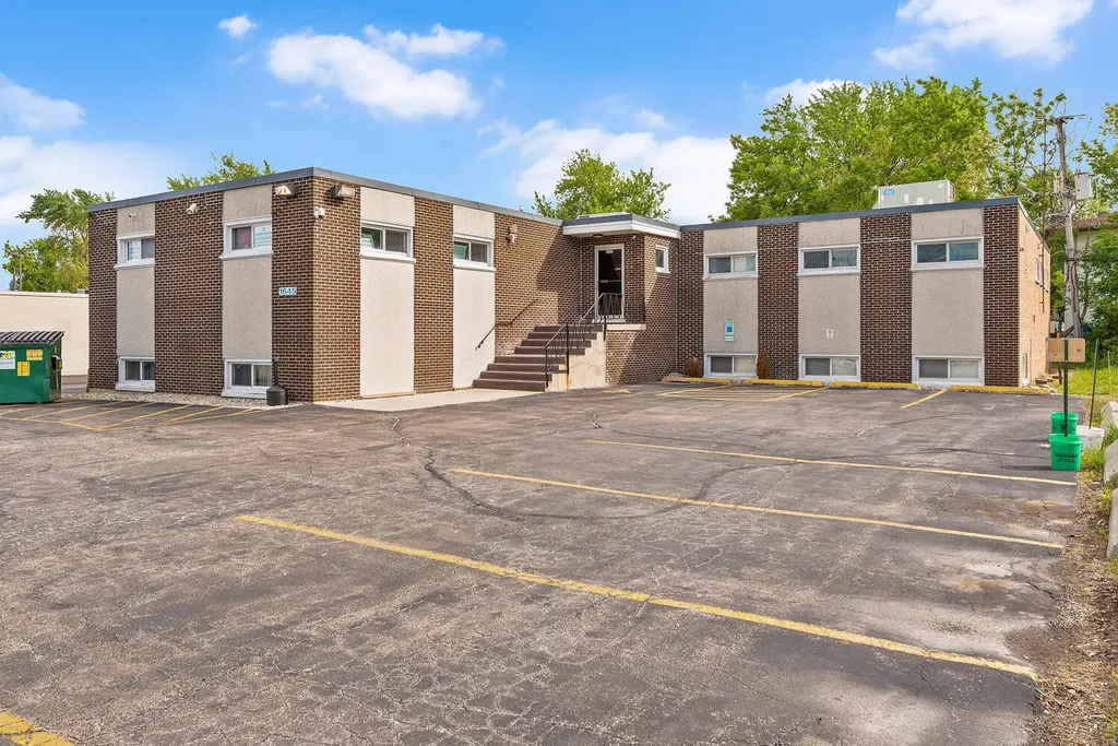 1645 Irving Park Road Hanover Park IL 60133