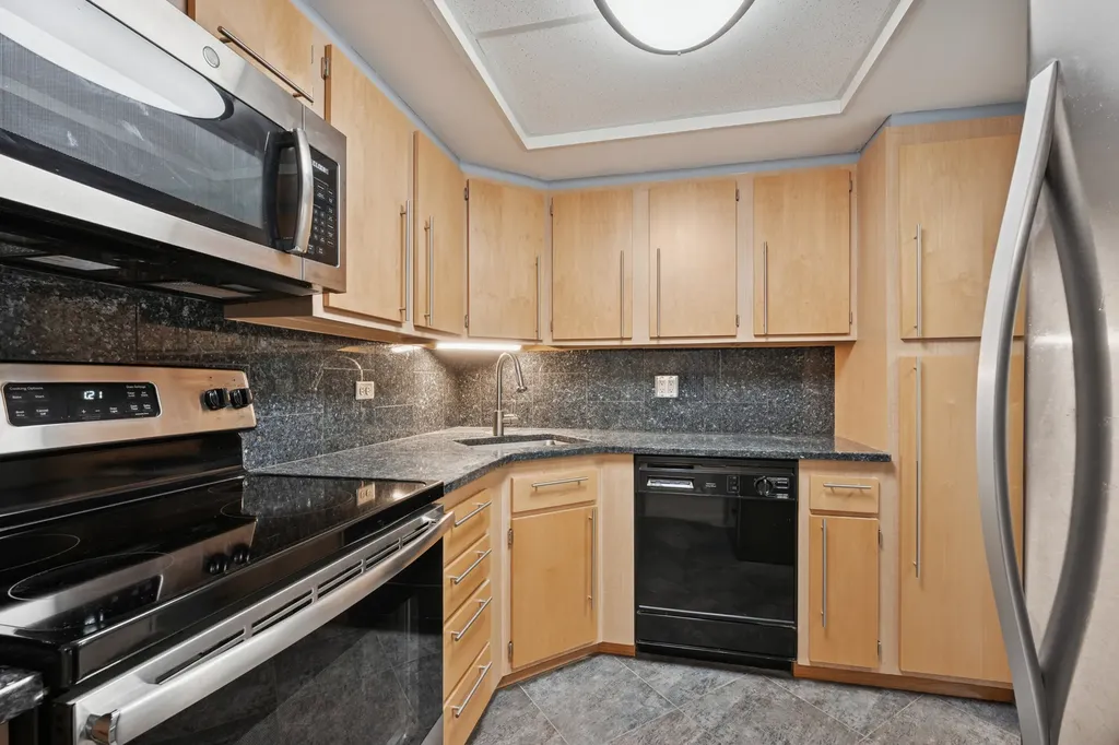 155 North Harbor Drive Chicago IL 60601
