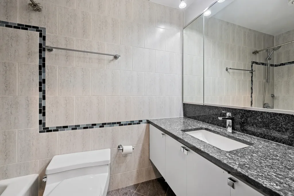 155 North Harbor Drive Chicago IL 60601