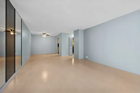 155 North Harbor Drive Chicago IL 60601