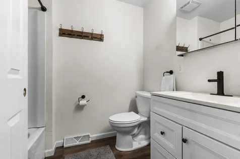 4446 Scarlet Oak Drive Rockford IL 61109