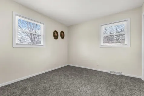 4446 Scarlet Oak Drive Rockford IL 61109
