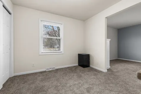 4446 Scarlet Oak Drive Rockford IL 61109