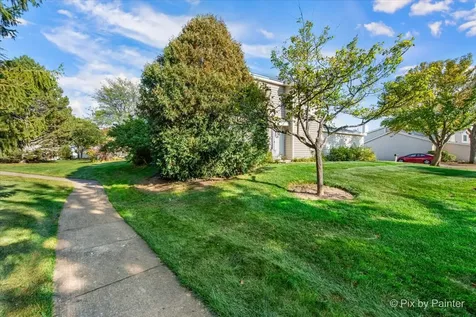712 Scarbrough Circle Hoffman Estates IL 60169