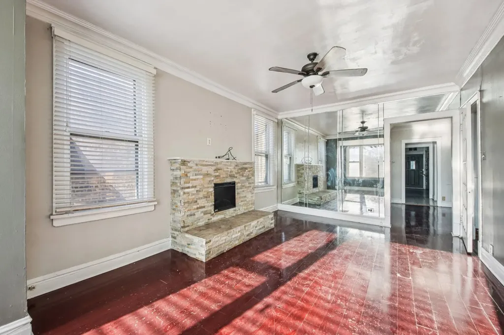 7424 South Calumet Avenue Chicago IL 60619