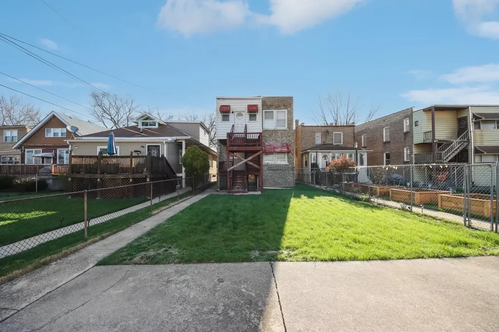 7424 South Calumet Avenue Chicago IL 60619
