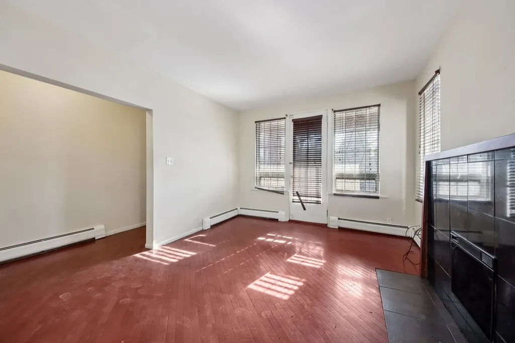 7424 South Calumet Avenue Chicago IL 60619