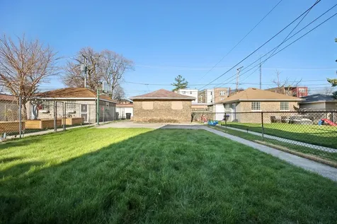 7424 South Calumet Avenue Chicago IL 60619