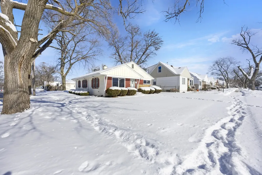 2658 122ND Street Blue Island IL 60406