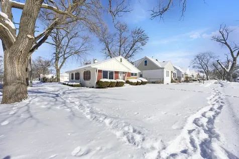 2658 122ND Street Blue Island IL 60406