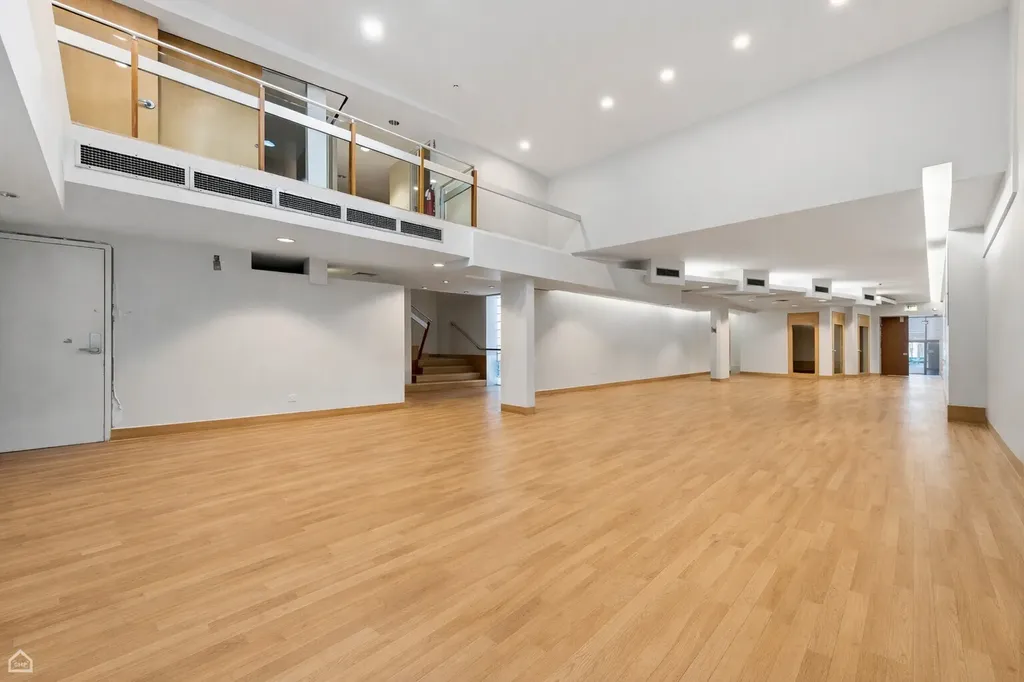 1311 East 57th Street Chicago IL 60637