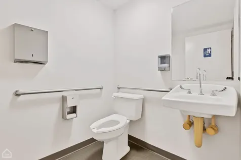 1311 East 57th Street Chicago IL 60637