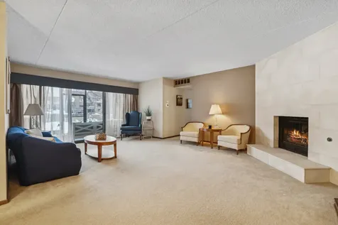 7930 West Lakeview Court Palos Heights IL 60463