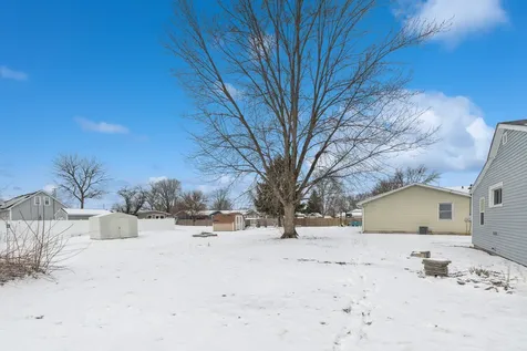 411 East Mazon Street Gardner IL 60424