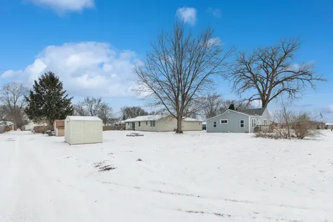 411 East Mazon Street Gardner IL 60424