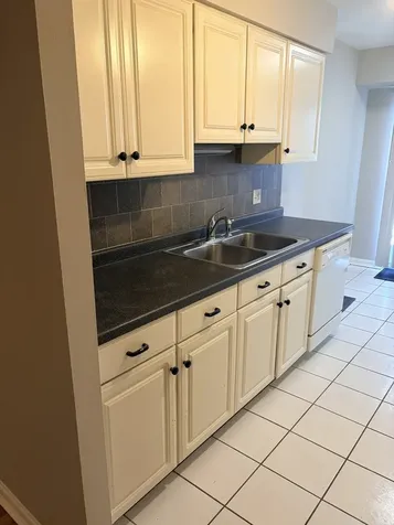 500 West Huntington Commons Road Mount Prospect IL 60056
