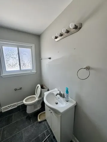 340 155TH Place Calumet City IL 60409