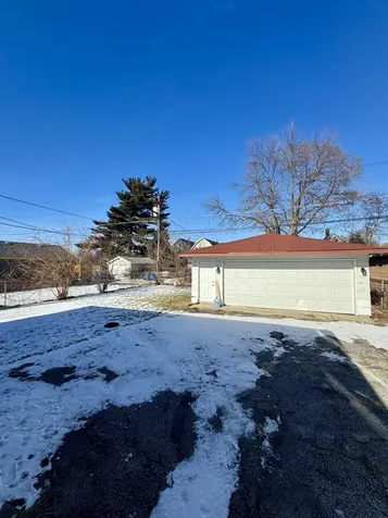 340 155TH Place Calumet City IL 60409