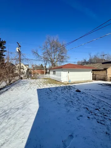 340 155TH Place Calumet City IL 60409