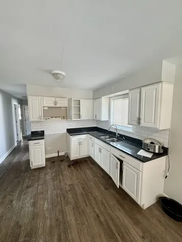 340 155TH Place Calumet City IL 60409