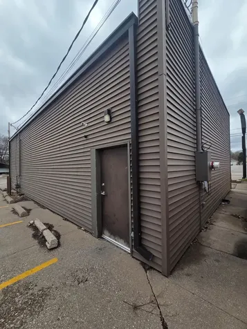 2430 16TH Street Moline IL 61265
