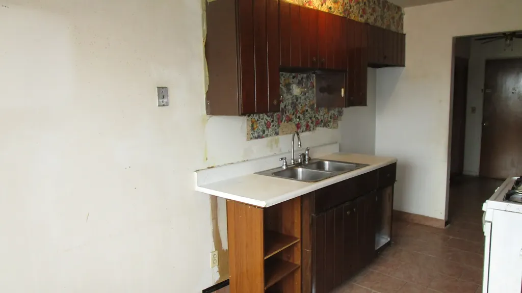 1301 South Finley Road Lombard IL 60148